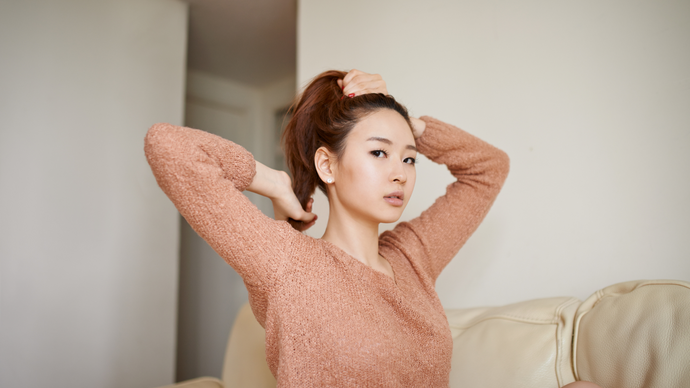 5 Simple Hairstyles You Can Create With Only Elastics